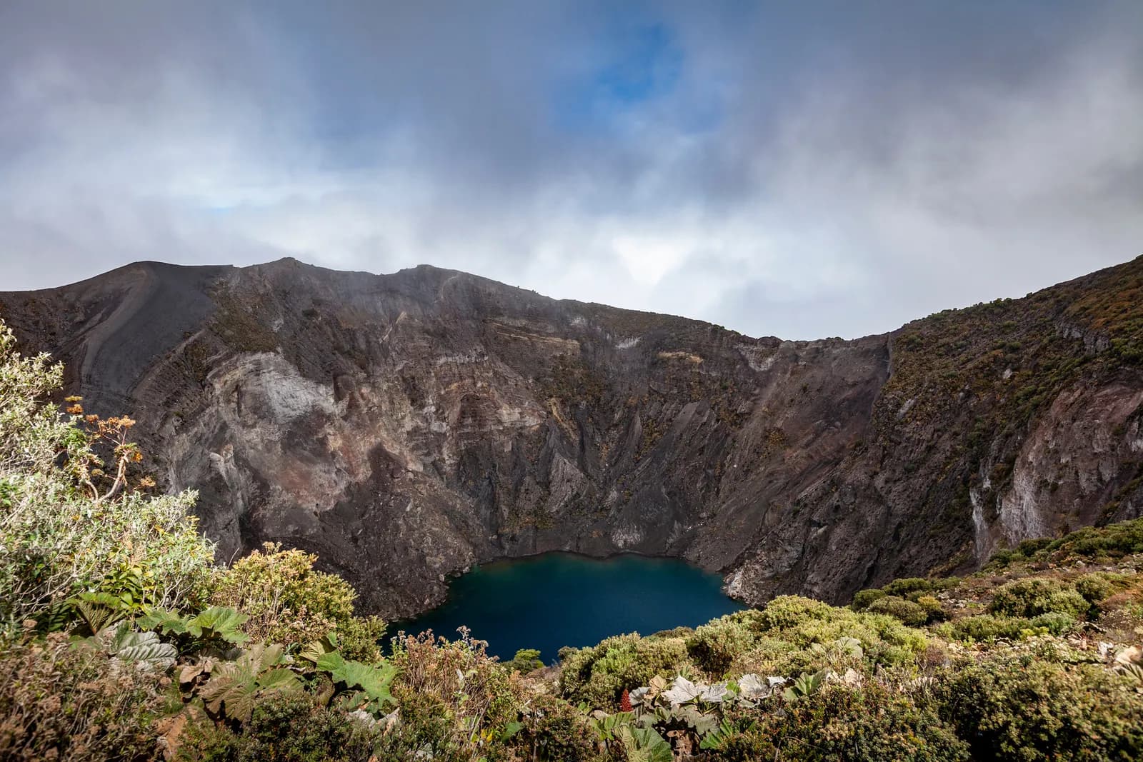 Irazú Volcano & Hacienda Orosi