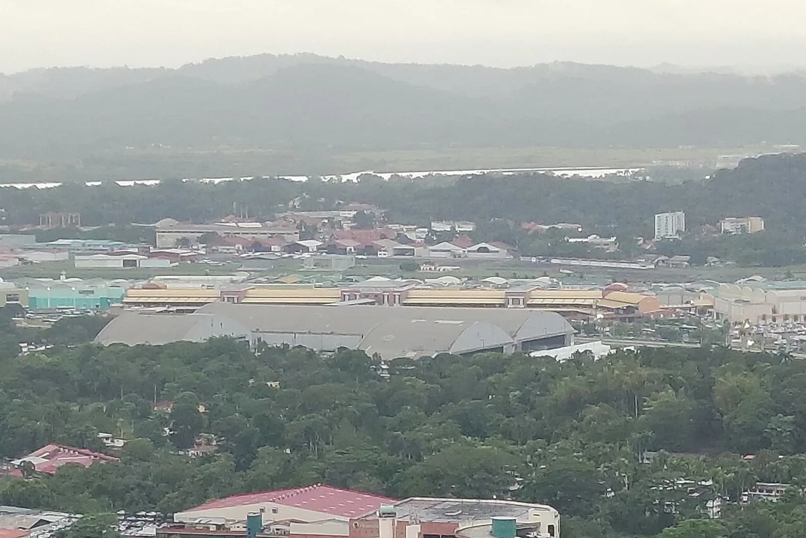 Black Friday in Panama: shopping and the Old Town